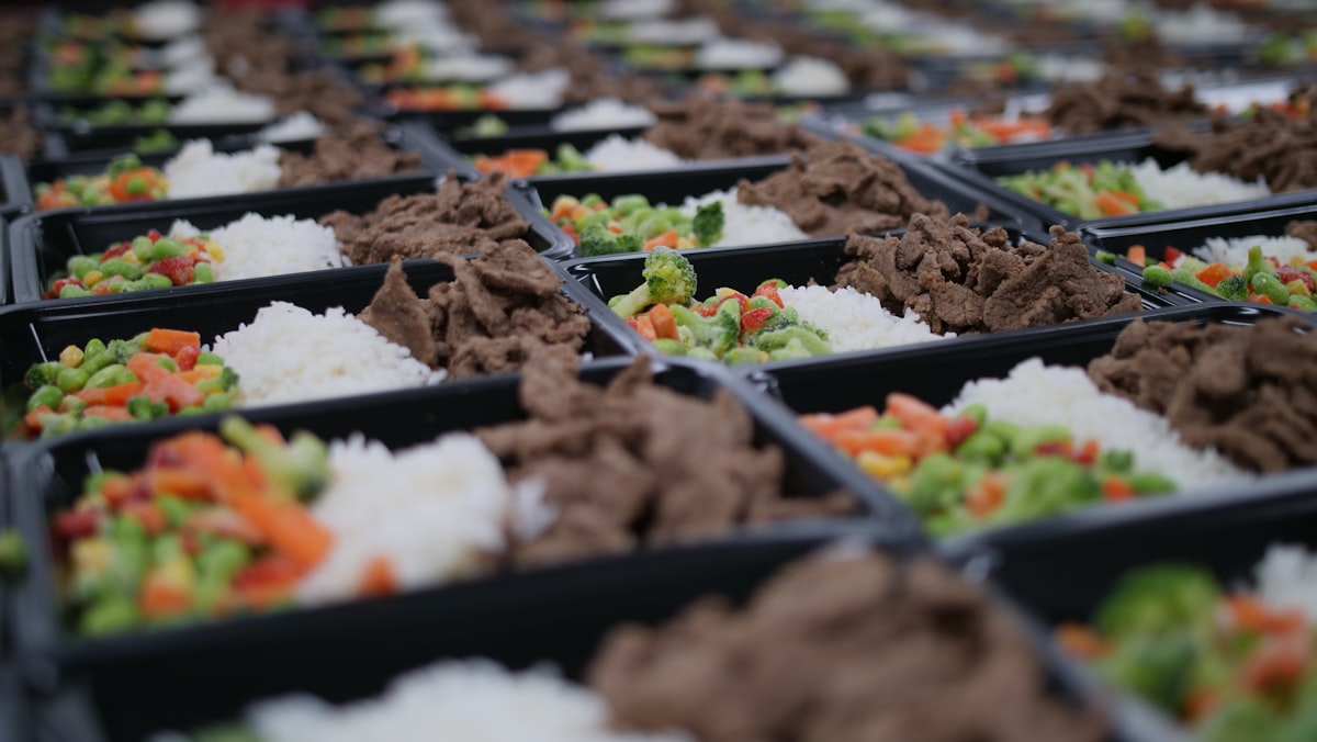 Sports nutrition and fitness meal planning